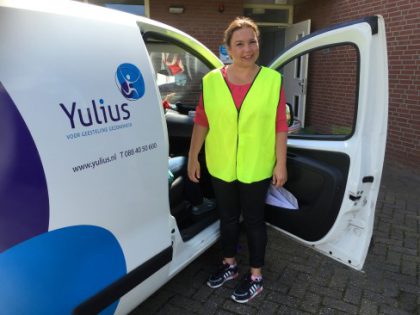 Yulius-foto-bedrijfsbusje Yulius-foto-bedrijfsbusje